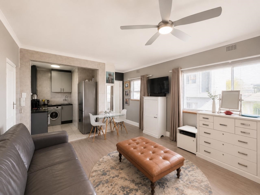 1 Bedroom Property for Sale in Green Point Western Cape